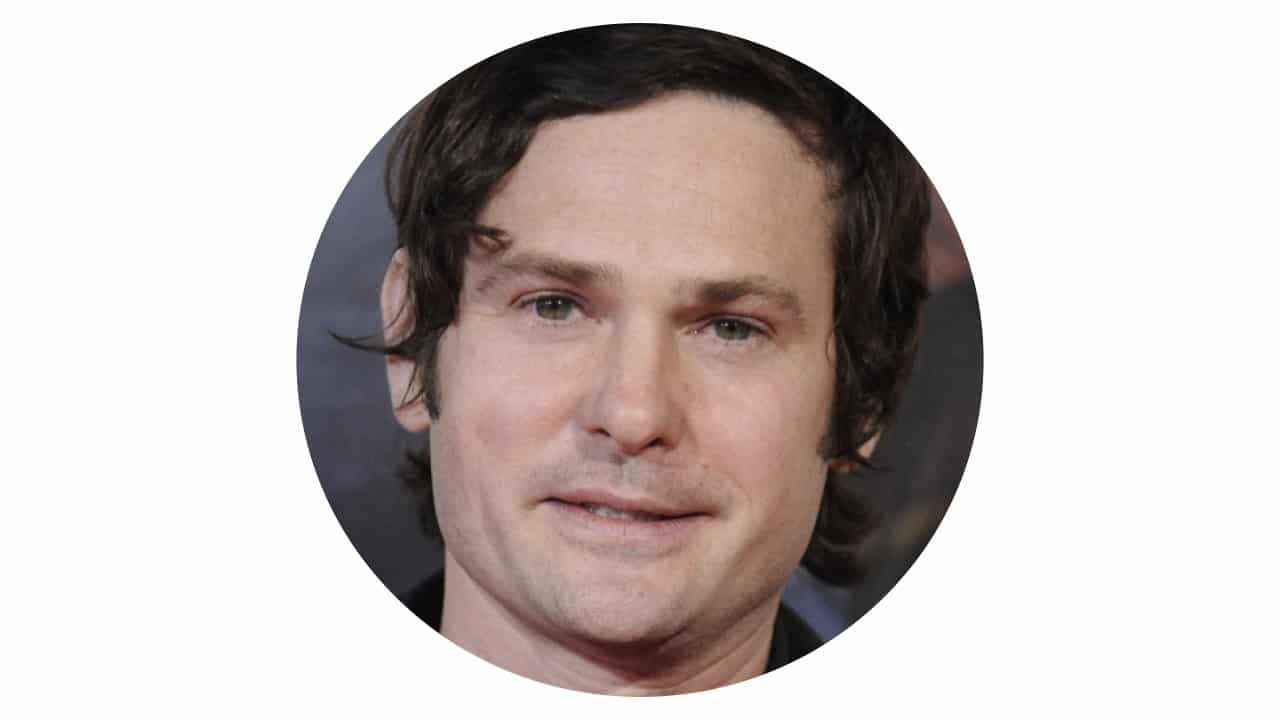 Henry Thomas Net Worth