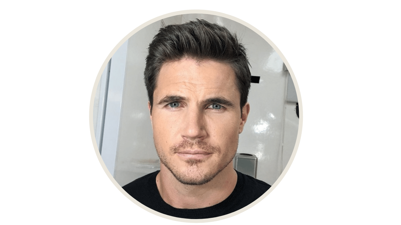 Robbie Amell