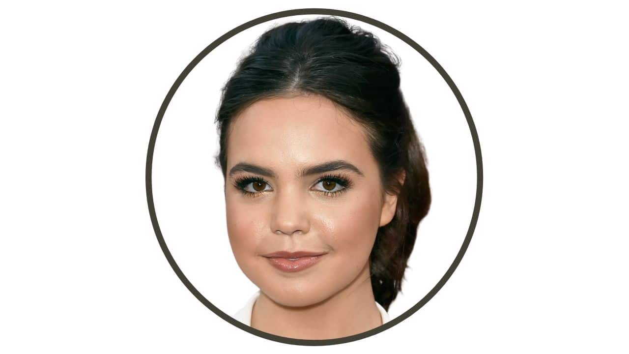 Bailee Madison Height